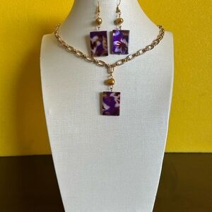 Chic Purple and Gold Necklace Set
